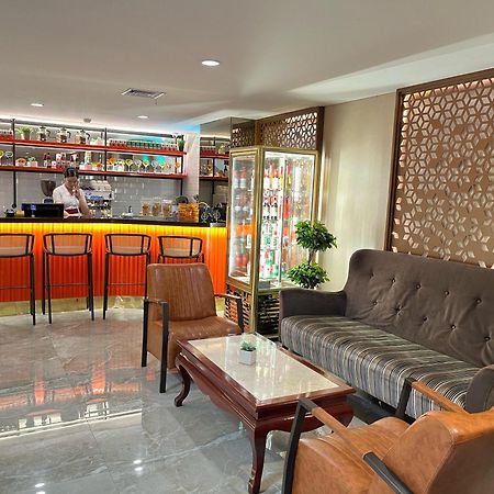 D'Primahotel Airport Jakarta Terminal 3 Wellness Center Tangerang Exterior foto